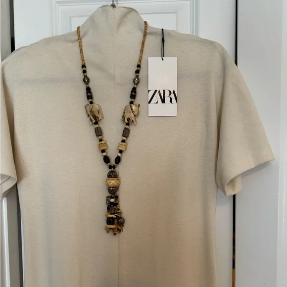 Elegant Cream Jumpsuit by ZARA - Picture 15 of 16